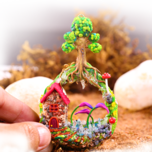 Miniature Dreamhome Landscape Keychain