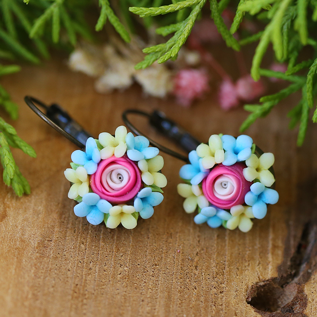DIY a Pair of Crystal Glass Beaded Flower Earrings  Carols Crafts House