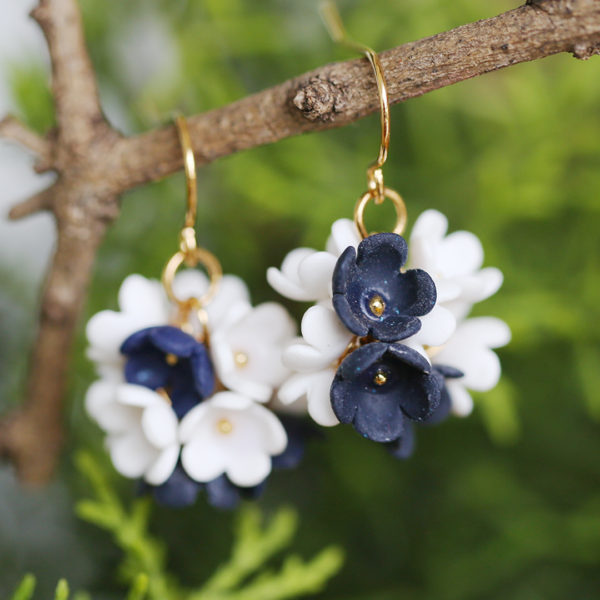 White Black Flower Bunch Earrings