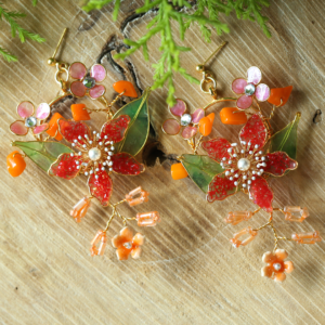 The Vintage Clay Flower Earrings Red Aurora