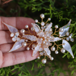 Angelique Pearl Flower Hair Clip